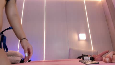 Sasha  online show from 05-29-26, 08:18