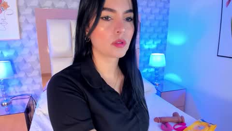 Camila  online show from 12-04-25, 11:30