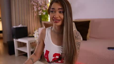 sashafererra online show from 04-29-26, 06:47