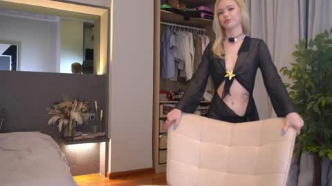 sashalore online show from 04-15-26, 02:40