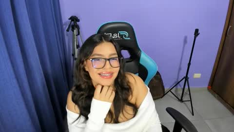 sashanova21 online show from 12-22-25, 12:51