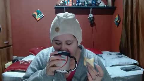 S A S H A R O S E online show from 01-19-26, 12:09