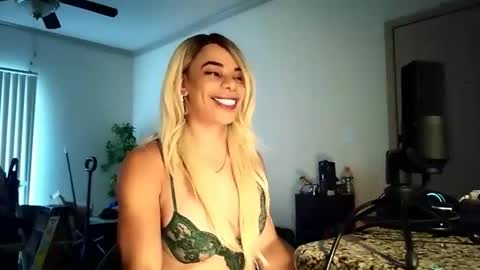 MISTRESS STROKES online show from 03-06-26, 10:06