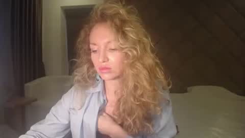 Sasha online show from 11-21-25, 10:03