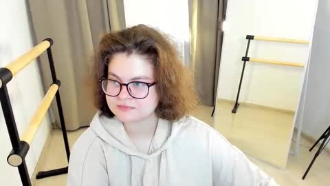 .Alexandra online show from 09-17-25, 09:16