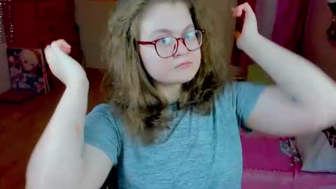 .Alexandra online show from 06-24-26, 09:14
