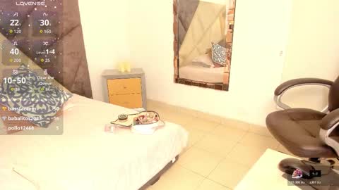 Snapshot of saskiagrendel chatting on 11-18-25, 12:05 saskiagrendel online show from 11-18-25, 12:05