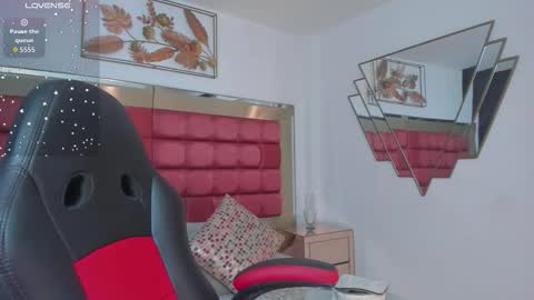 Snapshot of saskiagrendel chatting on 12-02-25, 12:27 saskiagrendel online show from 12-02-25, 12:27