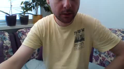 Snapshot of sasko877 chatting on 06-28-26, 08:20 sasko877 online show from 06-28-26, 08:20