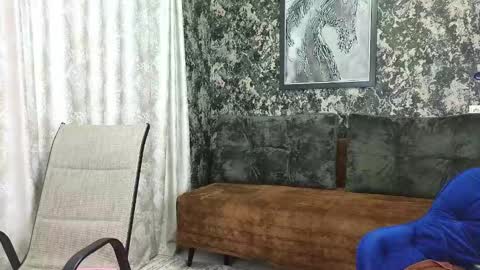 sassy_seasons online show from 12-16-25, 09:25