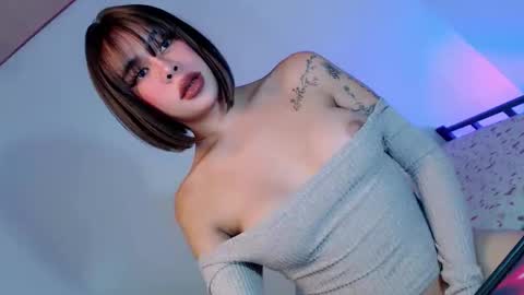 Tiffanie online show from 12-19-25, 02:07