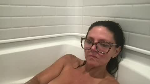 sassynsweetmilf online show from 07-04-26, 04:46