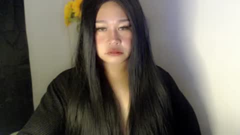 Snapshot of sassysosh chatting on 03-11-25, 12:22 sassysosh online show from 03-11-25, 12:22