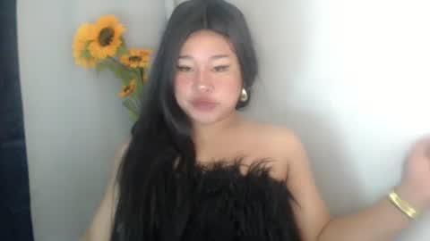 Snapshot of sassysosh chatting on 03-12-25, 07:02 sassysosh online show from 03-12-25, 07:02
