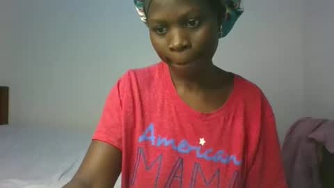 Snapshot of sassytannia chatting on 02-27-26, 12:32 sassytannia online show from 02-27-26, 12:32