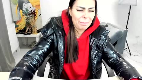 sassytiff online show from 12-22-25, 12:13