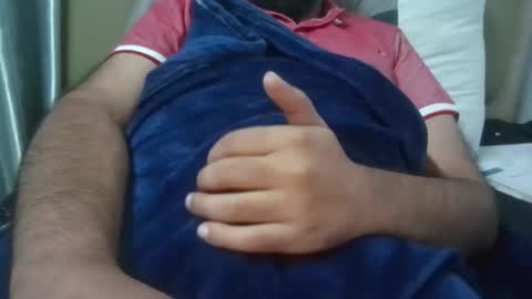 Snapshot of sasuke19922 chatting on 11-04-25, 05:34 sasuke19922 online show from 11-04-25, 05:34