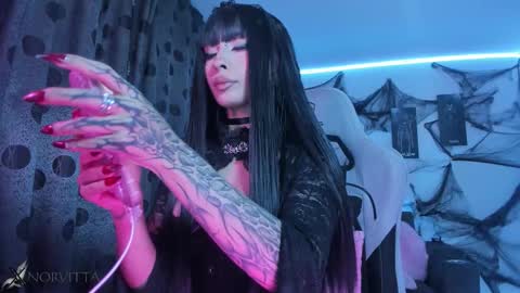    im expecting 300 thumbs up on my altar online show from 10-29-25, 10:55