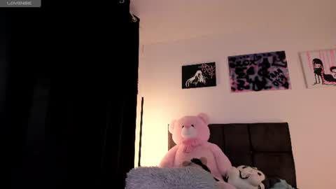    im expecting 300 thumbs up on my altar online show from 07-16-26, 01:00