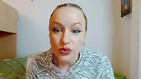 Satinqueen90 online show from 12-15-25, 11:25