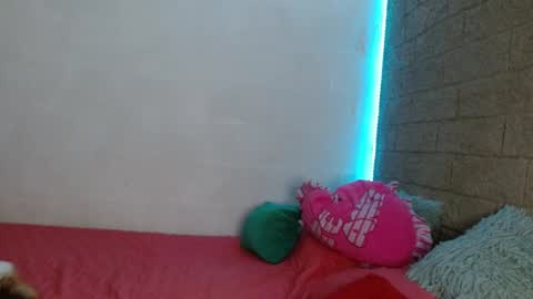 Snapshot of sativa_29 chatting on 12-15-24, 07:10 Sativa online show from 12-15-24, 07:10