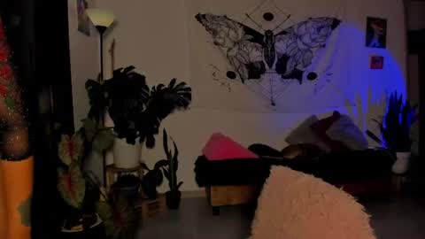 Snapshot of satomimori chatting on 07-05-26, 01:12 im Jessi Independet Model online show from 07-05-26, 01:12