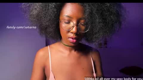 Snapshot of saturno_vibes chatting on 10-01-25, 09:04 saturno_vibes online show from 10-01-25, 09:04