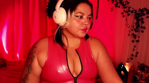 Gina George online show from 12-22-24, 12:39