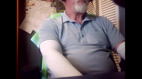 Snapshot of satyr64 chatting on 04-28-26, 06:35 satyr64 online show from 04-28-26, 06:35