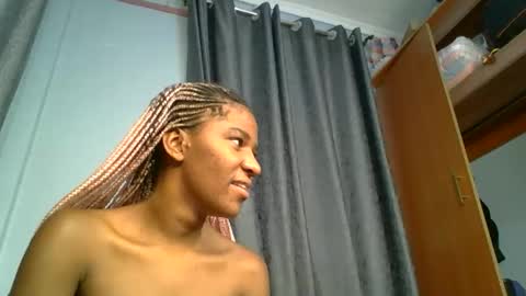 Snapshot of sauce_pety chatting on 04-27-26, 04:54 pety online show from 04-27-26, 04:54