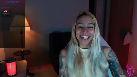 Snapshot of saucy_jenn1 chatting on 12-08-24, 10:47 I AM JENN online show from 12-08-24, 10:47