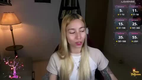 Snapshot of saucy_jenn1 chatting on 10-26-25, 10:58 I AM JENN online show from 10-26-25, 10:58