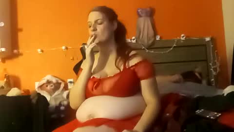 SnowBunny online show from 11-23-25, 11:15