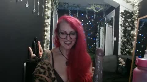 SaucySky online show from 01-19-25, 11:53