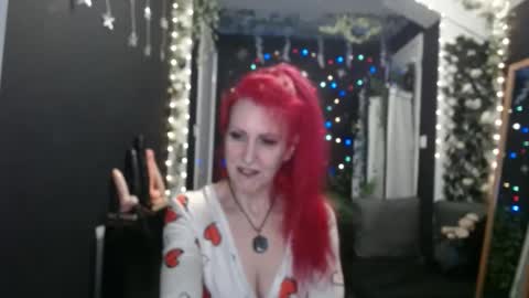 SaucySky online show from 01-28-25, 11:17