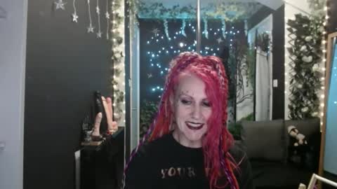 SaucySky online show from 09-27-25, 07:08