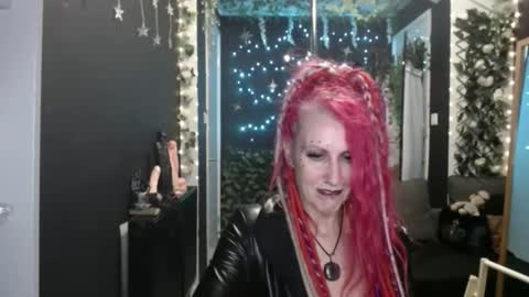 SaucySky online show from 10-02-25, 10:28