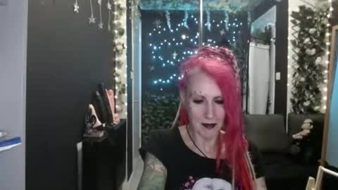 SaucySky online show from 10-06-25, 09:23