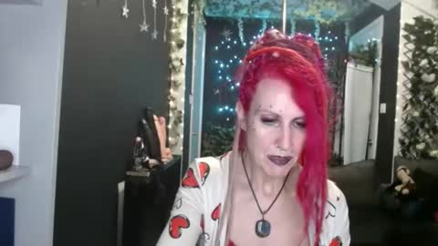 SaucySky online show from 11-08-25, 07:45