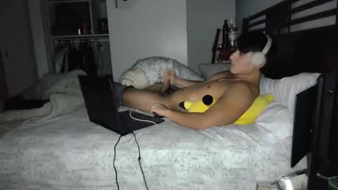 Snapshot of saucyydickk chatting on 12-18-25, 09:04 thickdick online show from 12-18-25, 09:04