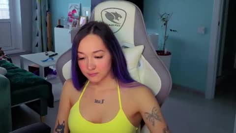 Ariel online show from 03-18-26, 03:20