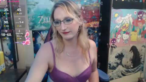 Snapshot of savanah_banana chatting on 07-11-26, 09:27 Savanah online show from 07-11-26, 09:27
