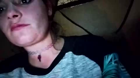 Snapshot of savannahjays chatting on 12-23-25, 01:58 savannahjays online show from 12-23-25, 01:58