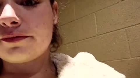 Snapshot of savannahjays chatting on 01-12-26, 06:02 savannahjays online show from 01-12-26, 06:02