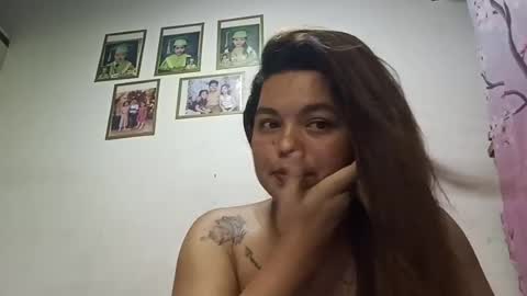 Snapshot of savannahot833323 chatting on 07-12-26, 01:18 Y online show from 07-12-26, 01:18