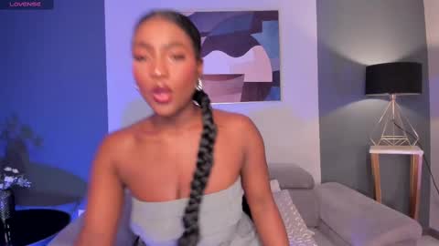 S a v a n n a h  online show from 02-18-25, 01:00