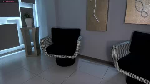 S a v a n n a h  online show from 11-07-25, 12:05