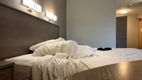 savannahtakethisbanana online show from 11-21-25, 07:23