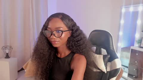 Snapshot of savannahwildee chatting on 01-13-25, 08:48 Savannahwildee online show from 01-13-25, 08:48