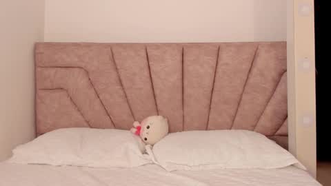 Snapshot of savannahwildee chatting on 11-03-25, 12:17 Savannahwildee online show from 11-03-25, 12:17